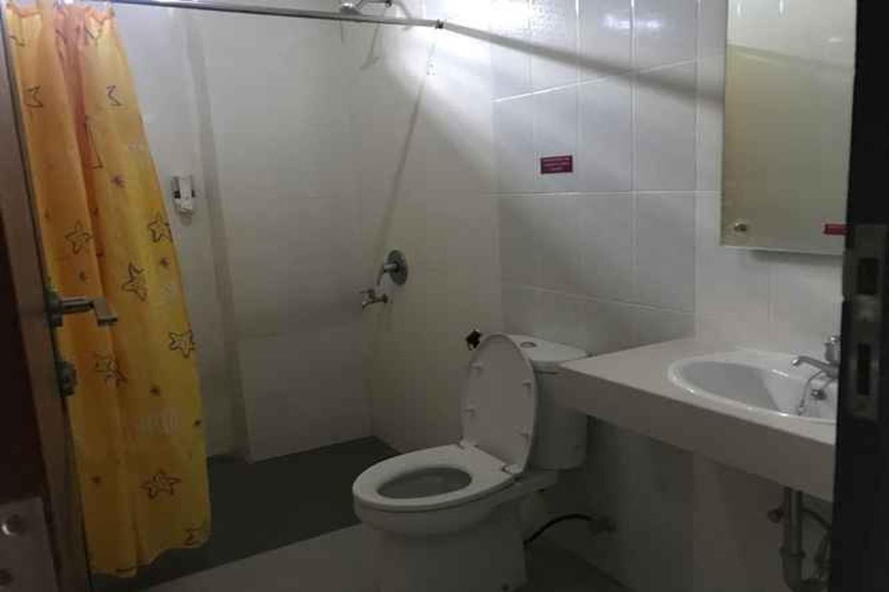 Liras Hotel Syariah Pulupanda Экстерьер фото